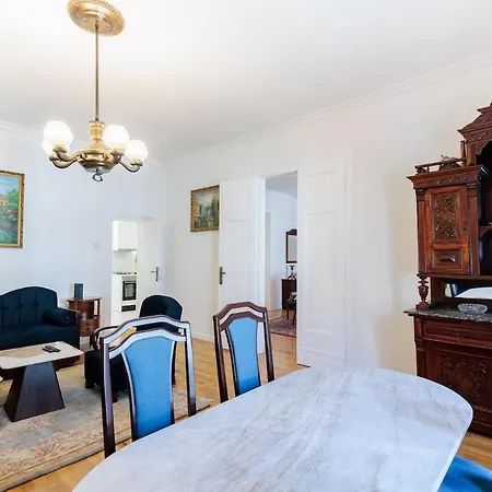 Apartman Presidential 2br In Main Street *