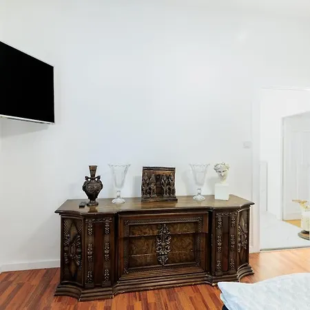 Apartamento Presidential 2br In Main Street *