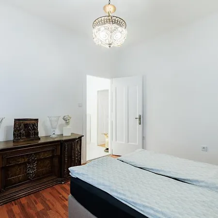 Presidential 2br In Main Street Sarajevo